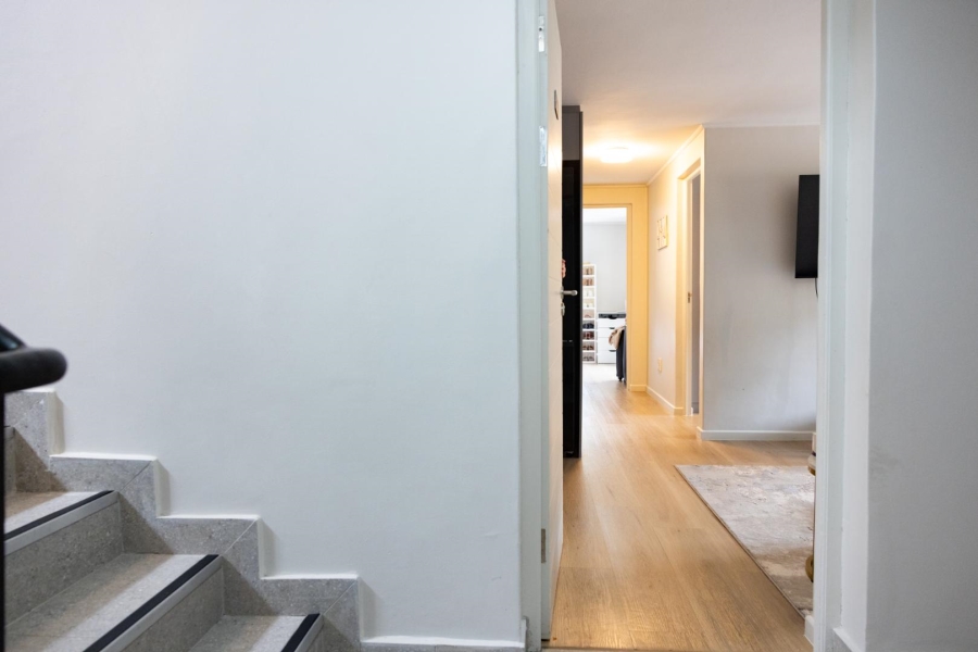 2 Bedroom Property for Sale in Simons Town Western Cape